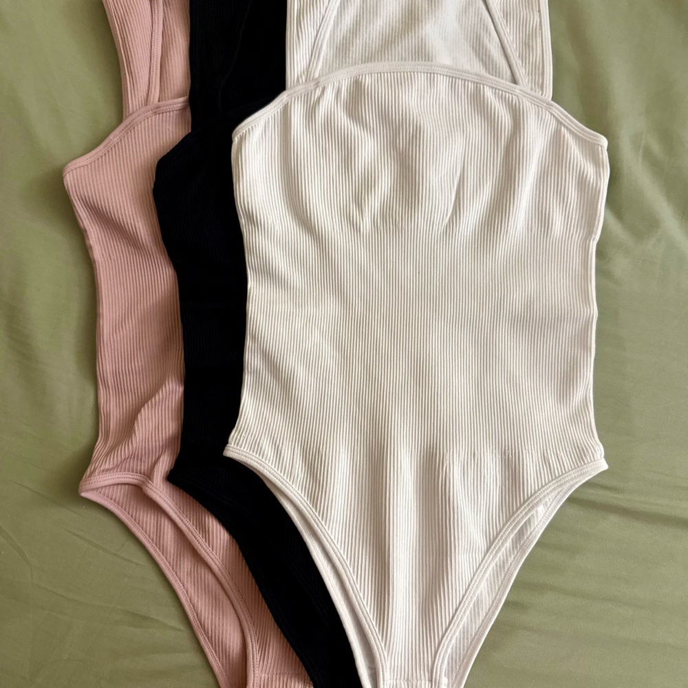 Elegant Women's Ribbed Bodysuit - White, Black, Pink